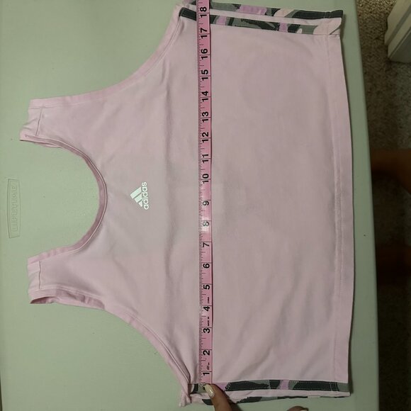 Adidas Essentials Pink Camo Crop - Picture 8 of 9